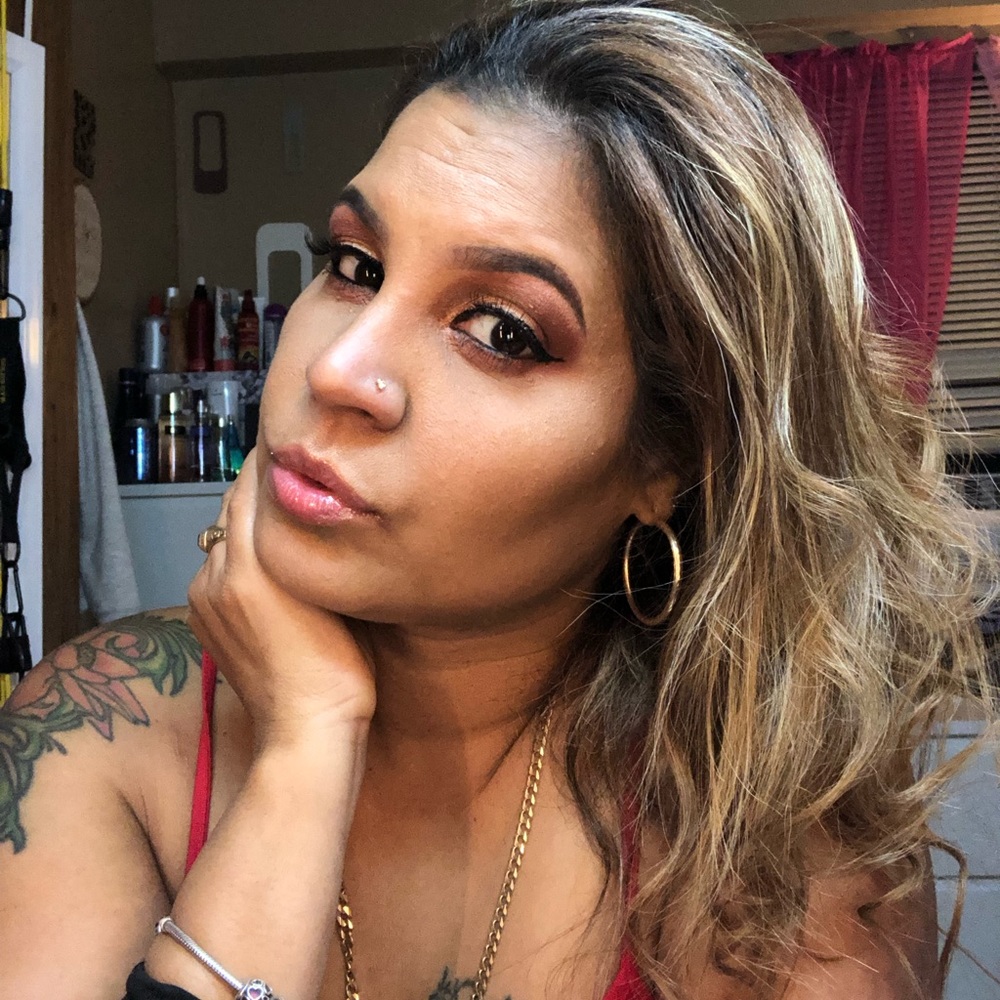 Meet your Posher, Noemi